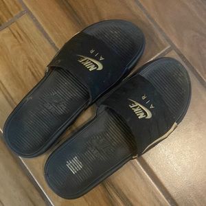 Nike Air Max Camden Black and Gold Slides- Size 8